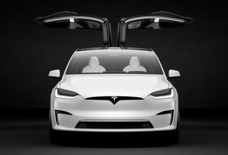 Tesla Model X 2025