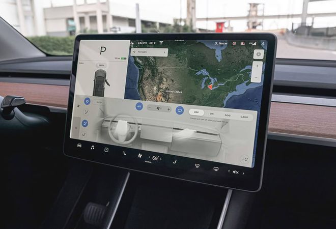 Tesla Model Y 2021 15-дюймовый тачскрин. Авто Премиум Груп