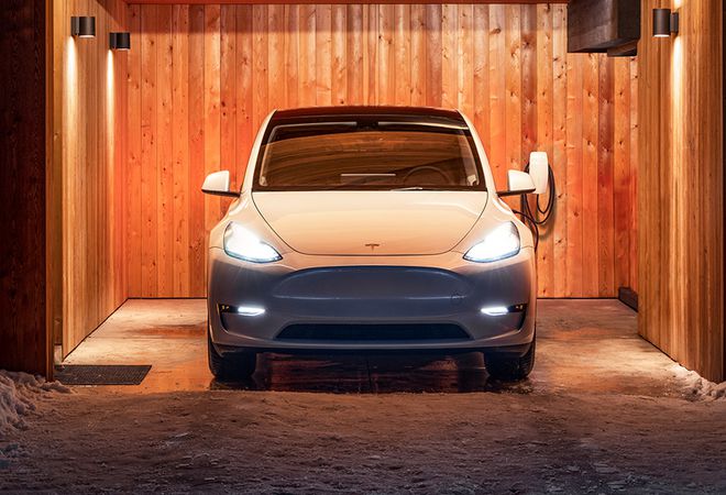 Tesla Model Y 2024 Удобная зарядка везде. Авто Премиум Груп