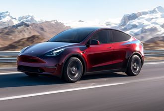 Tesla Model Y 2025