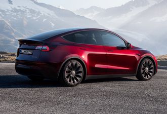 Tesla Model Y 2025