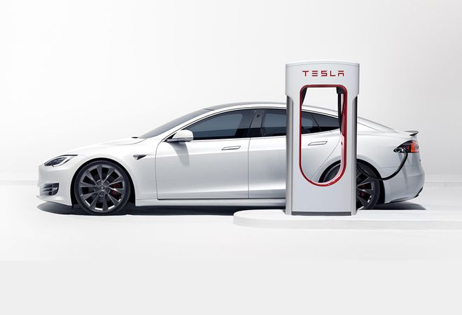 Tesla Model S 2020 Супер-зарядка за 15 мин. Авто Премиум Груп