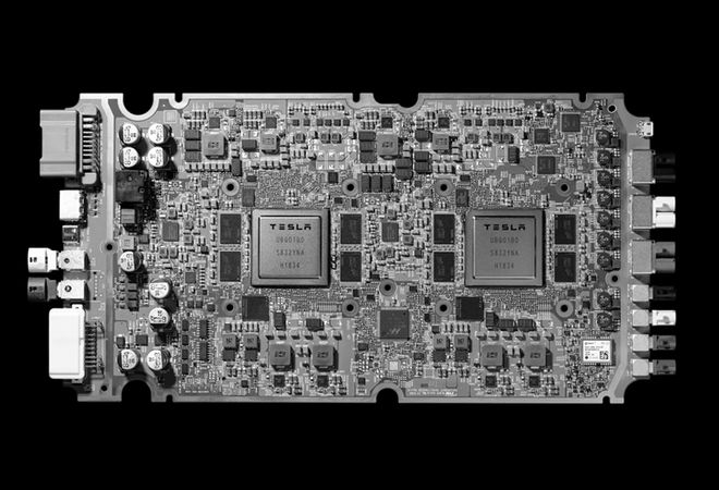 Tesla Model S 2025 Мощный бортовой компьютер. Авто Премиум Груп