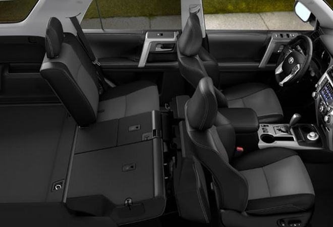Toyota 4Runner 2020 Складные сиденья второго ряда. Авто Премиум Груп