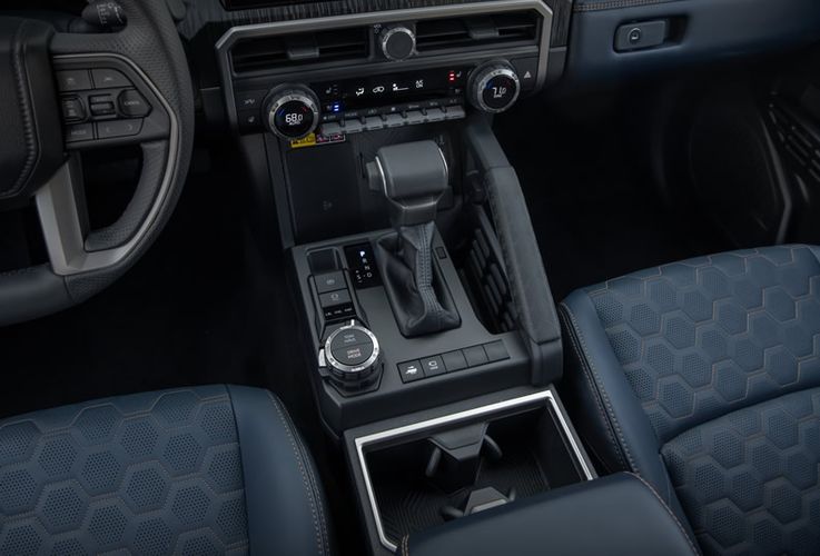 Toyota 4Runner 2026 Новая эра бегуна. Авто Премиум Груп