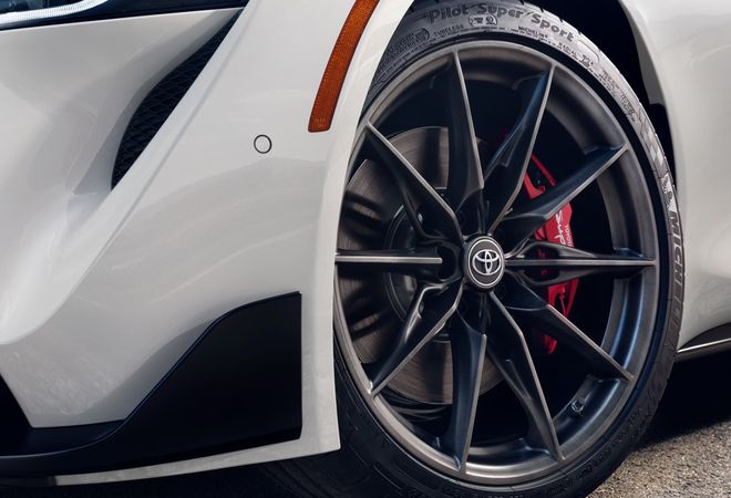 Toyota GR Supra 2026 Кованые 19-дюймовые диски. Авто Премиум Груп