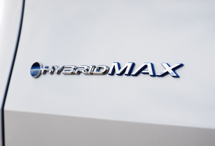 Toyota Grand Highlander 2026 Трио силовых установок. Авто Премиум Груп