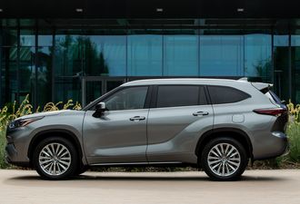 Toyota Highlander Hybrid 2025