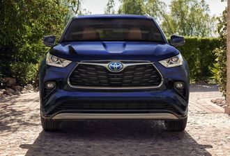 Toyota Highlander Hybrid 2026