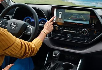 Toyota Highlander Hybrid 2026