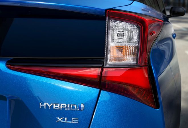Toyota Prius 2021 Светодиодные фары и задние фонари. Авто Премиум Груп