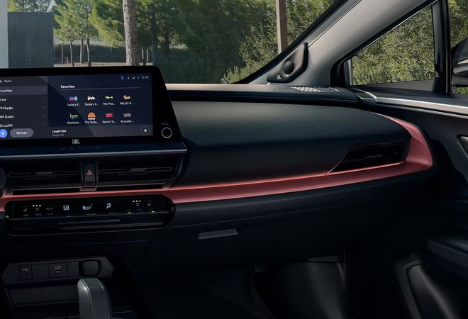 Toyota Prius Prime 2023 Световое оповещение в салоне. Авто Премиум Груп