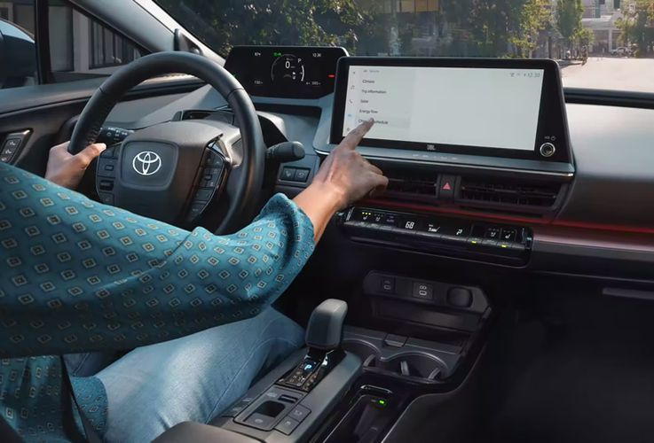 Toyota Prius Prime 2023 Абсолютно новый салон. Авто Премиум Груп