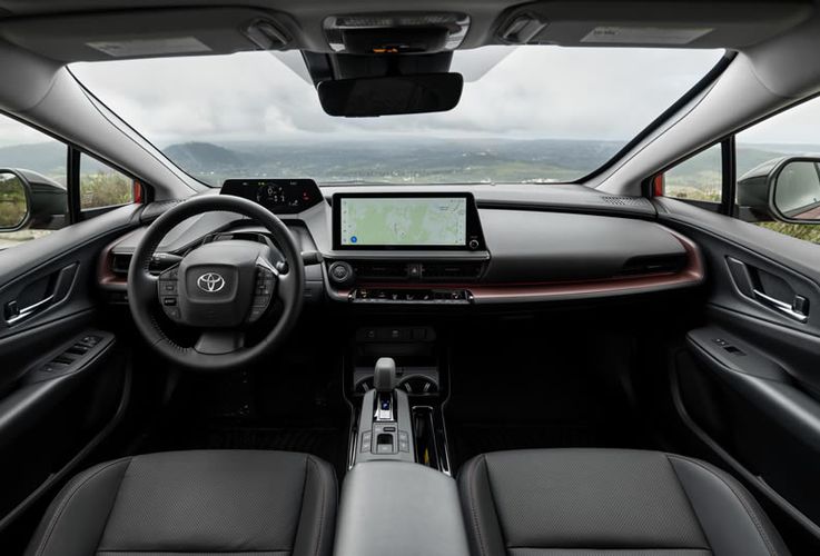 Toyota Prius Prime 2024 Абсолютно новый салон. Авто Премиум Груп