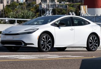 Toyota Prius Plug-in Hybrid 2025