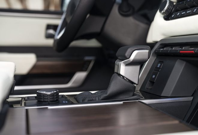 Toyota Sequoia 2026 10-ступенчатая АКПП. Авто Премиум Груп
