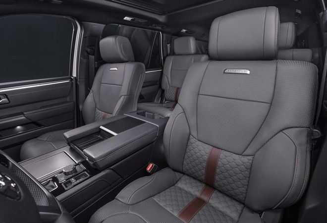 Toyota Sequoia 2026 Салон версии Capstone. Авто Премиум Груп
