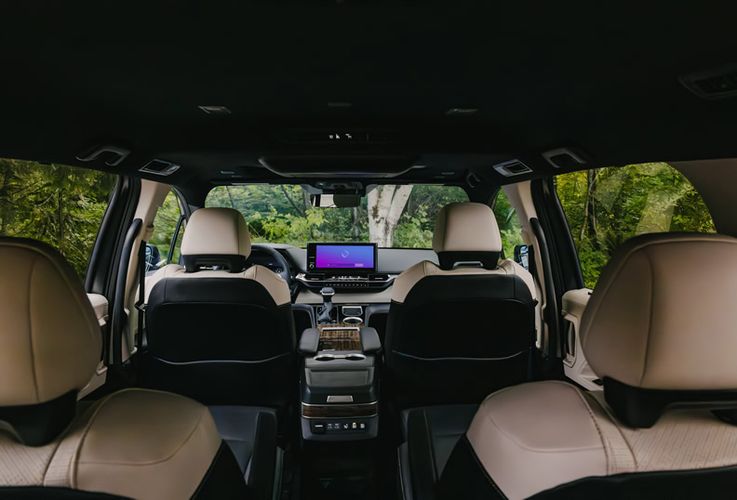 Toyota Sienna 2026 Первый класс. Авто Премиум Груп