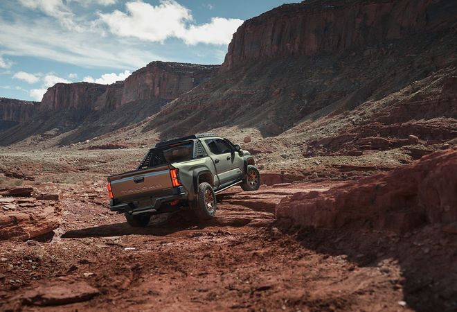 Toyota Tacoma 2026 Многорычажная задняя подвеска. Авто Премиум Груп