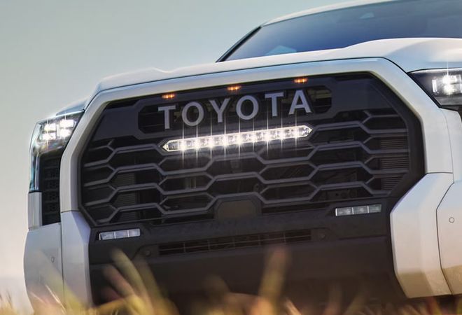 Toyota Tundra 2026 Решётка радиатора с LED-панелью. Авто Премиум Груп