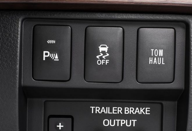 Toyota Tundra 2019 Режим TOW / HAUL и 4- / 7-контактный разъем. Авто Премиум Груп