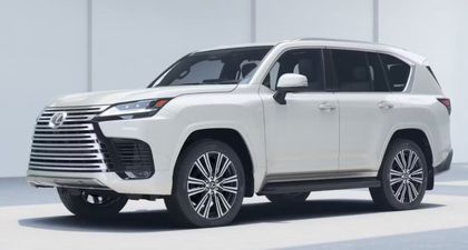 Lexus LX 700h Luxury 2025