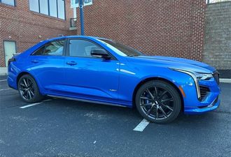 Cadillac CT4 2026