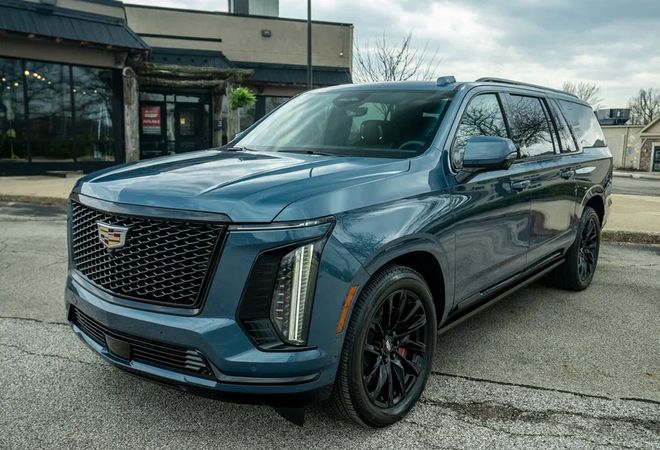 Cadillac Escalade Sport Platinum ESV 2025