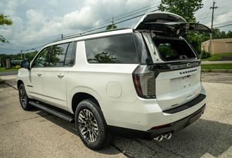 Chevrolet Suburban 2025