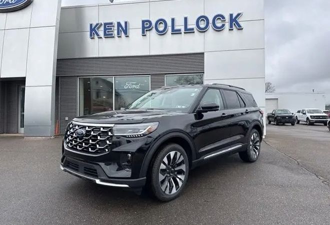 Ford Explorer Platinum 2025