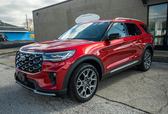 Ford Explorer Platinum 2025