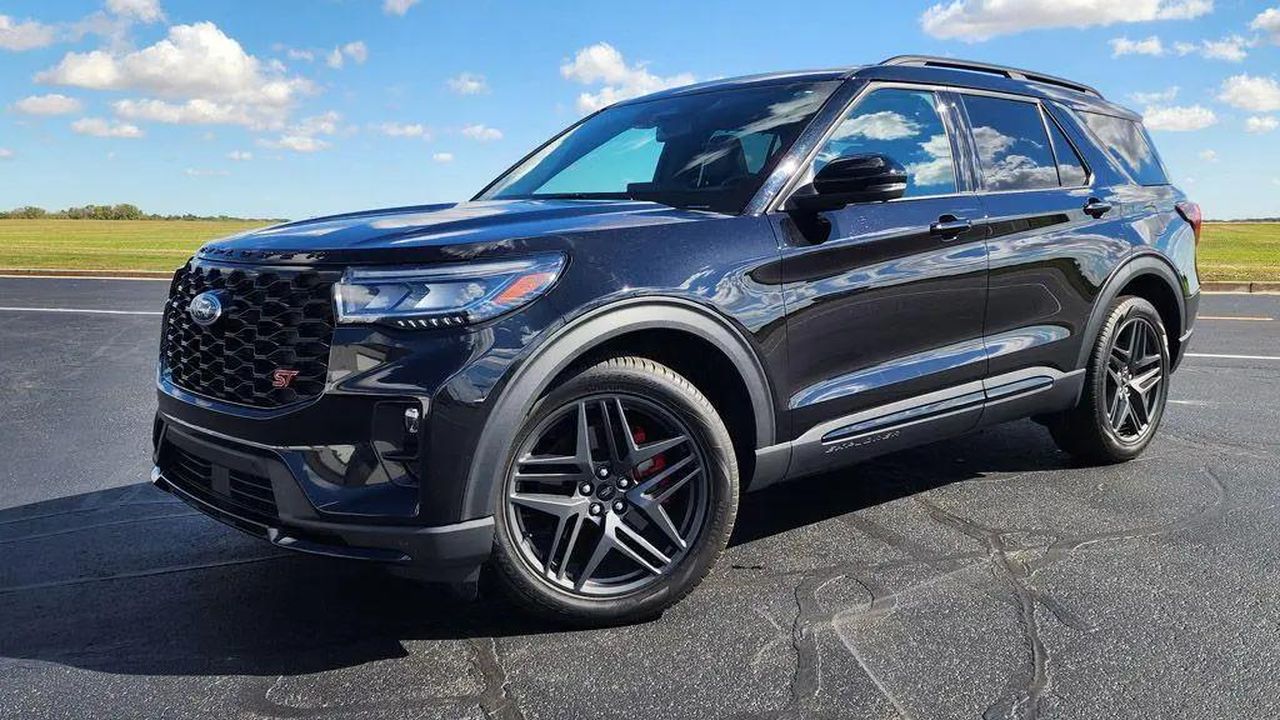 Ford Explorer ST 2025