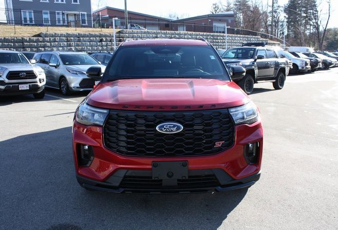 Ford Explorer ST 2025
