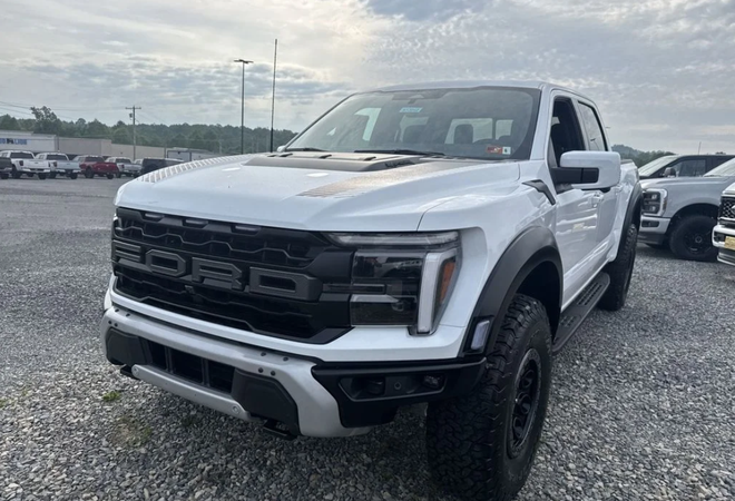 Ford F-150 Raptor  2025