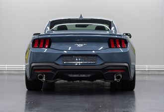 Ford Mustang 2024