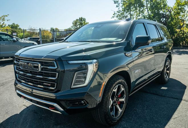 GMC Yukon AT4 2025