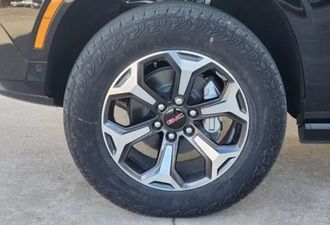 GMC Yukon 2025