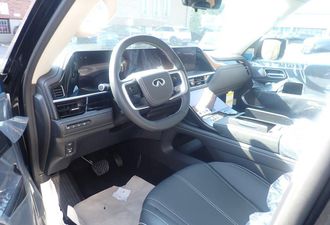 Infiniti QX80 2025