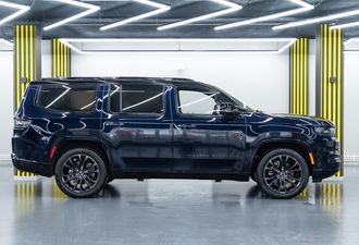 Jeep Wagoneer 2023