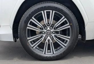 Lexus LX 2025