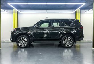 Lexus LX 2025