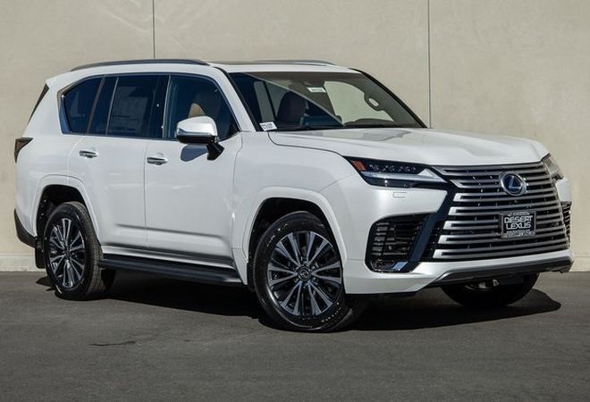 Lexus LX 600 Premium 2024