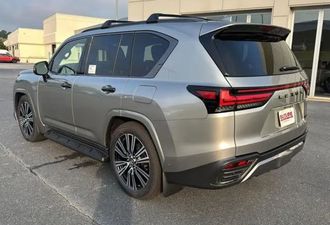 Lexus LX 2025