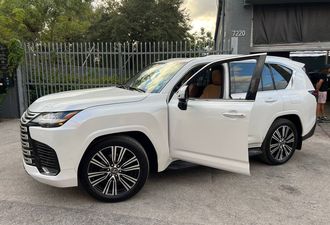 Lexus LX 2025