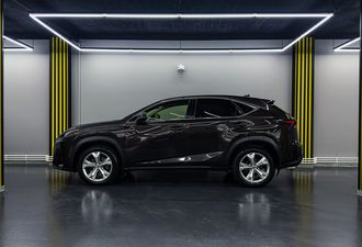 Lexus NX200t Luxury
