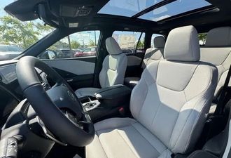 Lexus TX 2025
