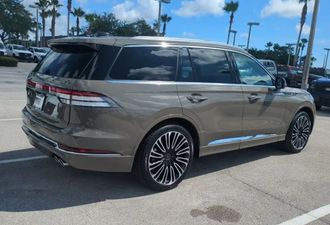 Lincoln Aviator 2025