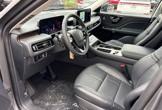 Lincoln Aviator 2025