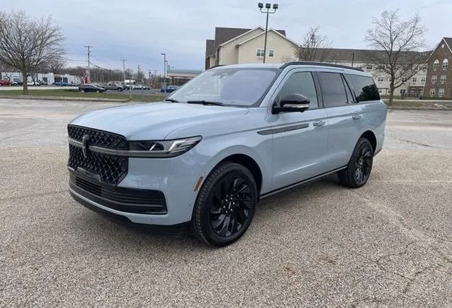 Lincoln Navigator Jet Appearance 2025