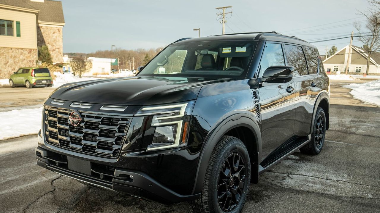 Nissan Armada PRO-4X® 2025 (2025-05-30)